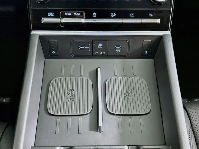 New 2026 White Hyundai Limited image 19