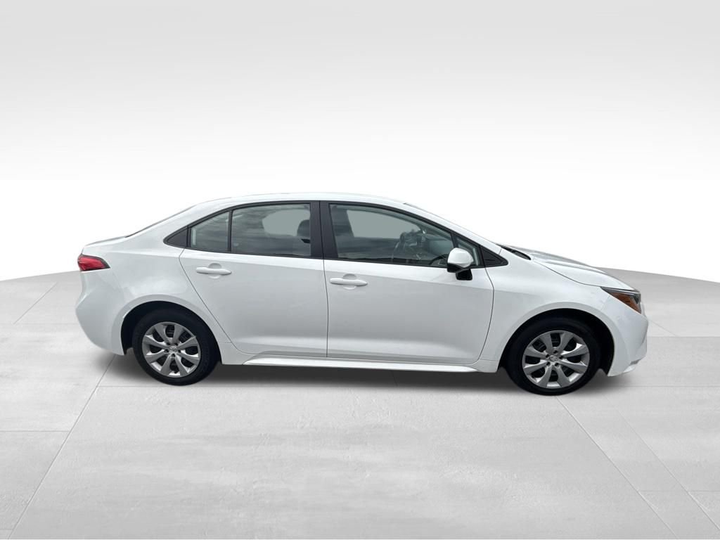 Used 2024 White Toyota LE image 11