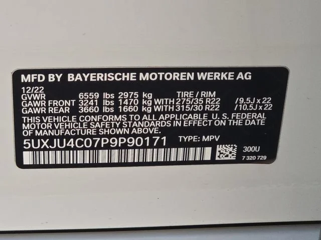 Used 2023 White BMW M50i image 23