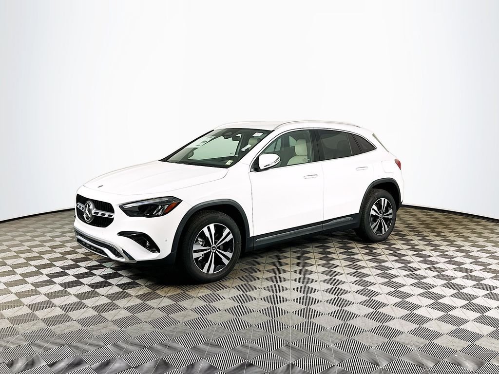 New 2026 Polar White Mercedes-Benz GLA 250 image 3