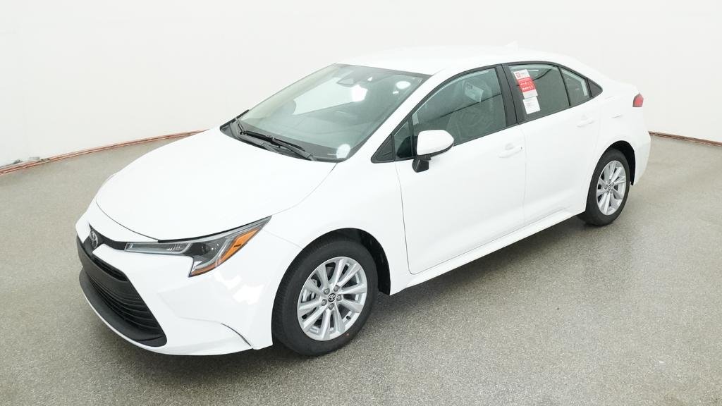 2026 Toyota Corolla LE CVT's photo