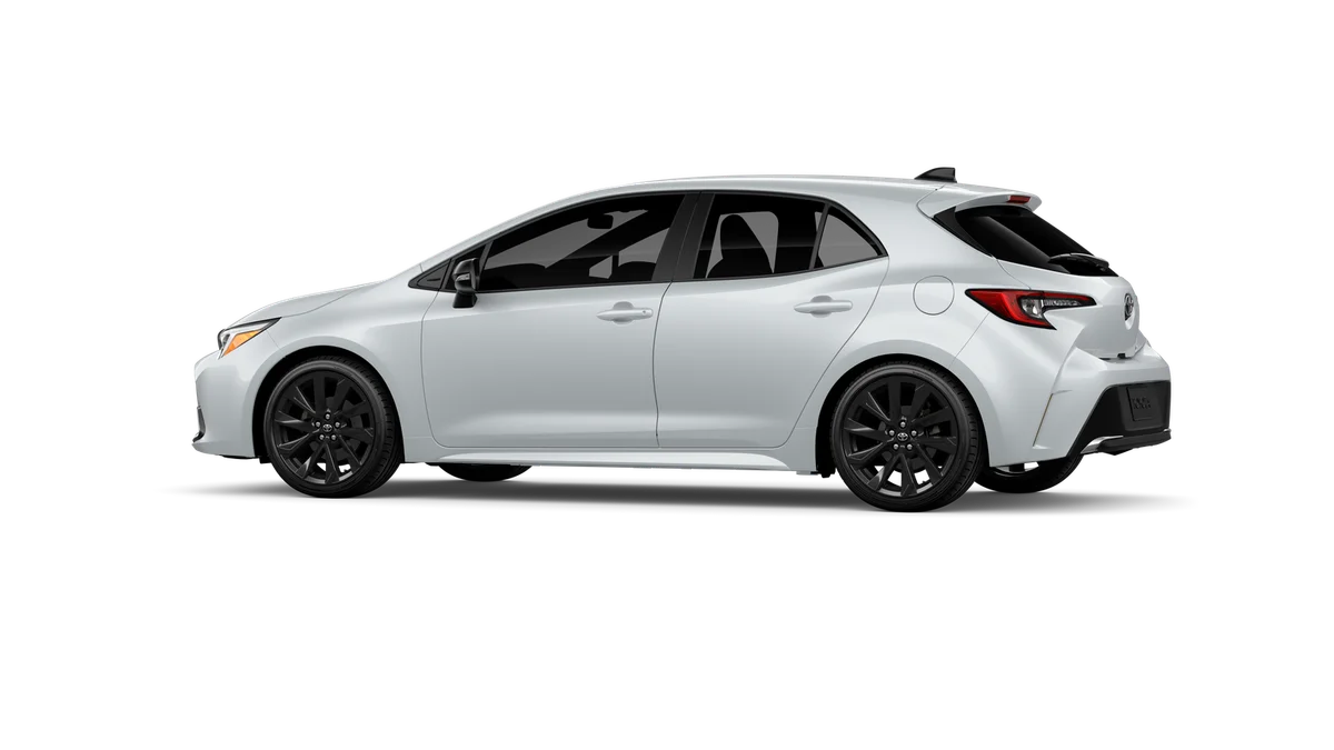 New 2027 Wind Chill Pearl Toyota XSE image 5