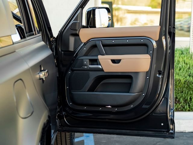 New 2026 Carpathian Grey Land Rover V8 image 29