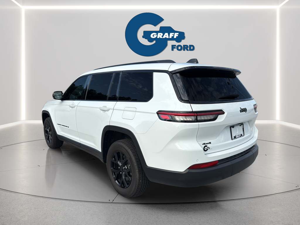 Used 2025 White Jeep Altitude X image 8