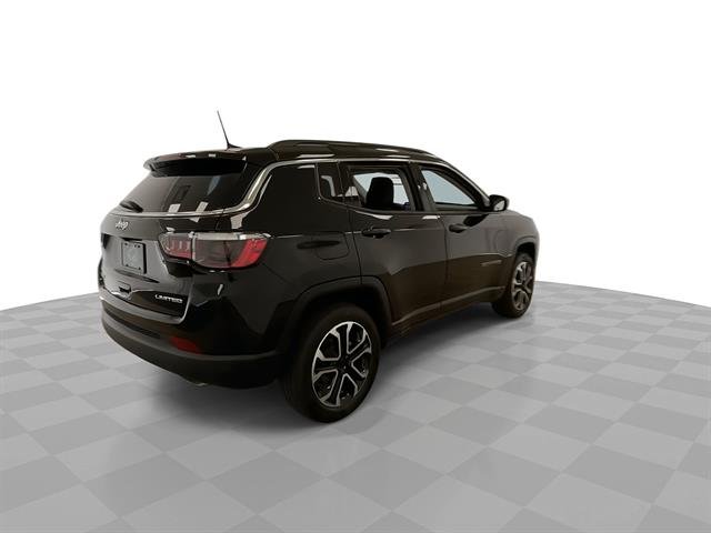 Certified Used 2022 Black Jeep Limited 4x4 image 9