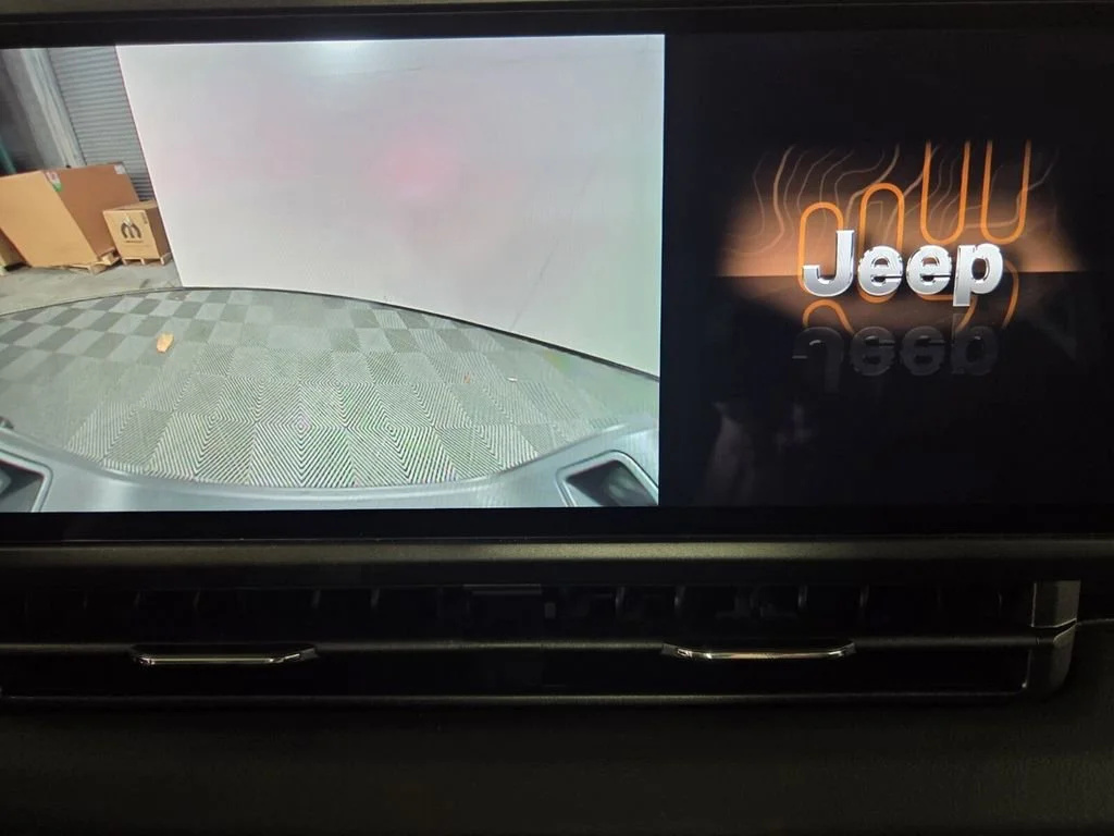 New 2026 Anvil Clear-Coat Exterior Paint Jeep Sahara image 10