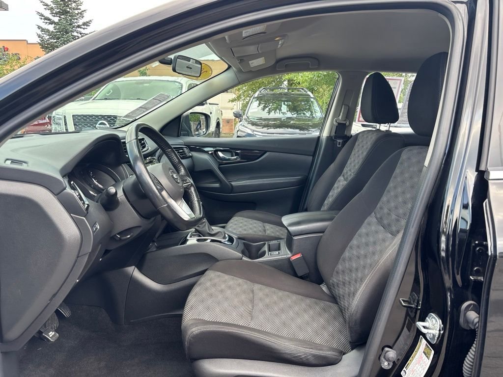 Used 2017 Black Nissan SV image 18