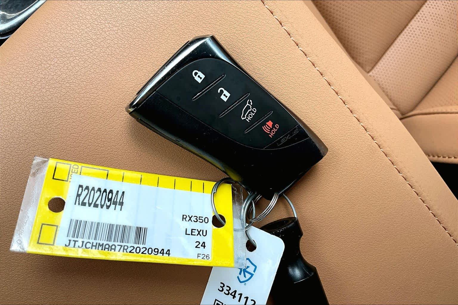 Used 2023 Copper Crest Lexus Premium Plus image 15