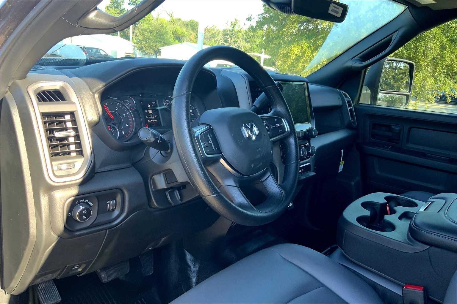 2026 RAM 2500 Tradesman - Photo 8