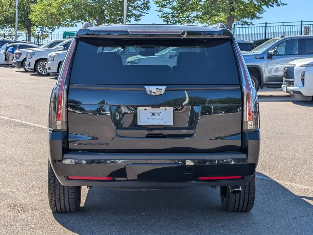 Used 2018 Black Cadillac Premium Luxury image 4
