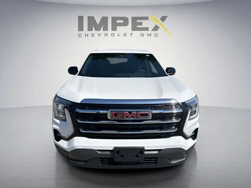 Used 2026 White GMC Elevation image 8
