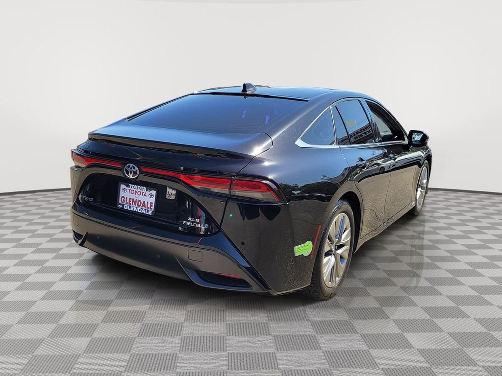 Used 2023 Black Toyota XLE image 4
