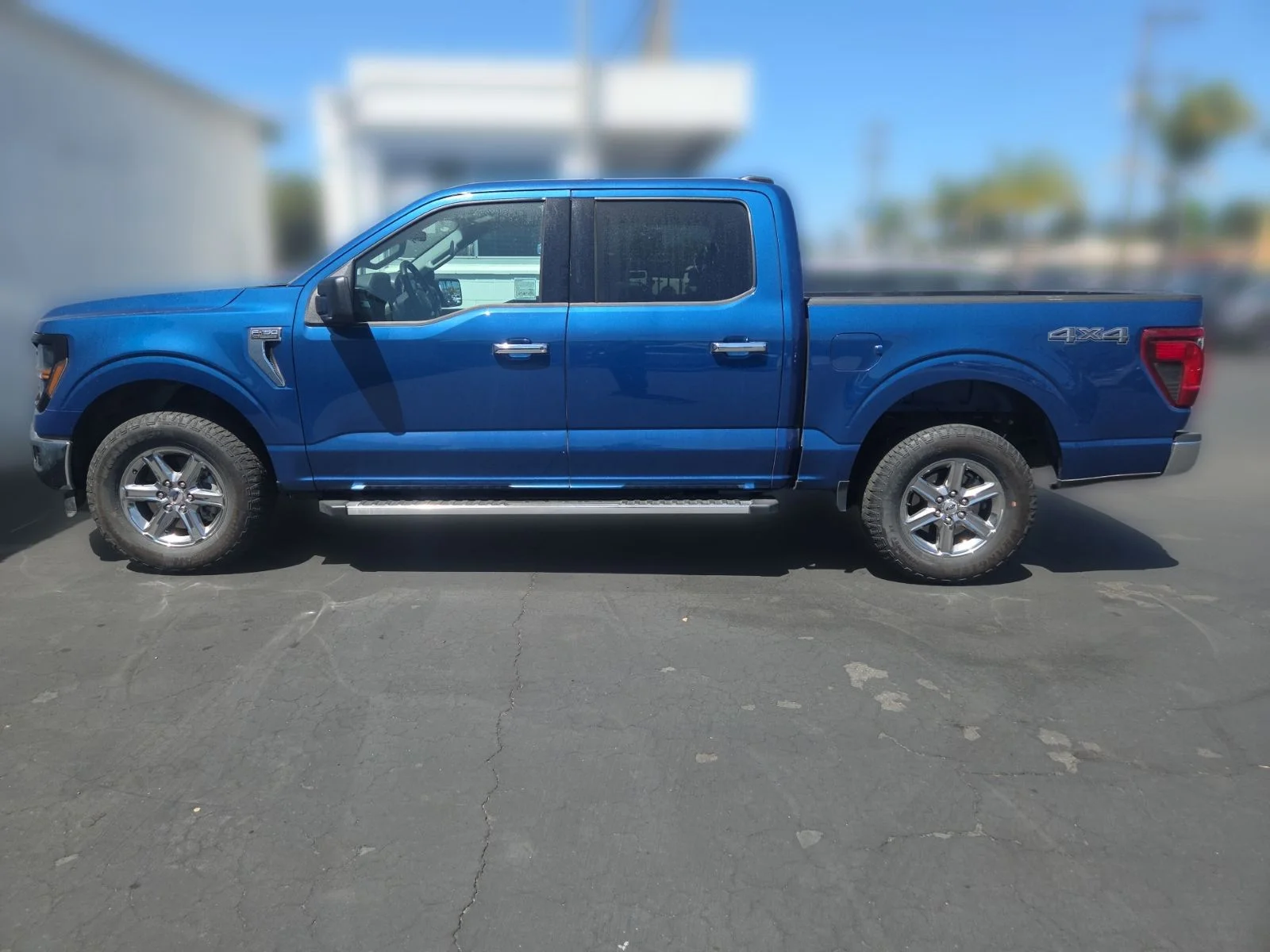 Used 2025 Atlas Blue Ford XLT image 14