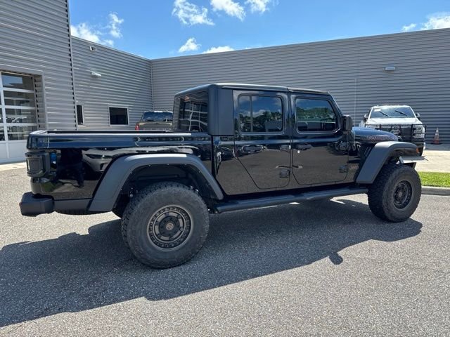 Used 2023 Black Clearcoat Jeep Mojave image 5
