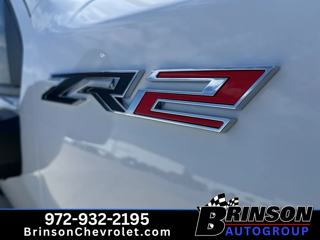 New 2026 Summit White Chevrolet ZR2 image 5
