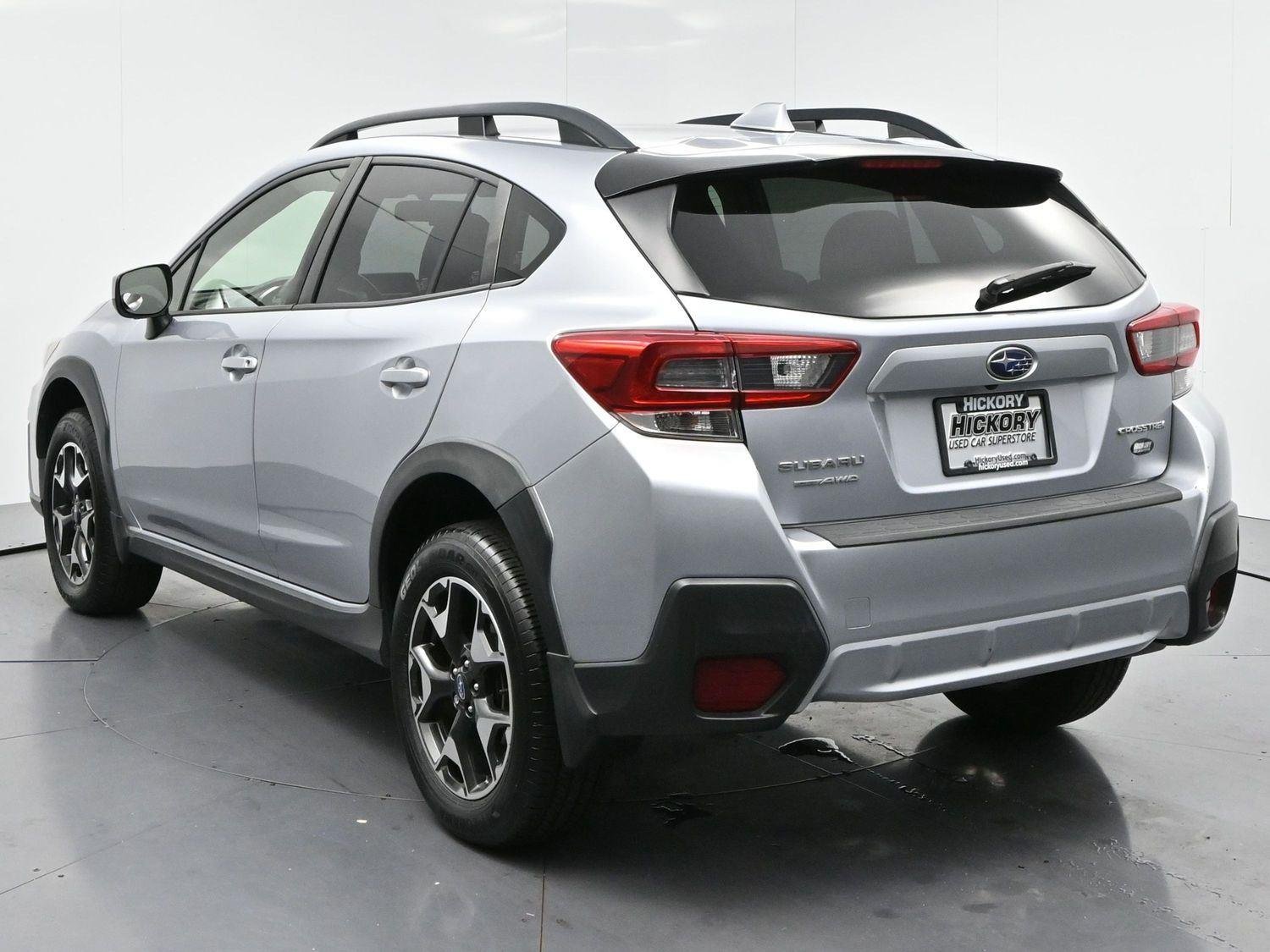 Used 2020 Ice Silver Metallic Subaru Premium image 5