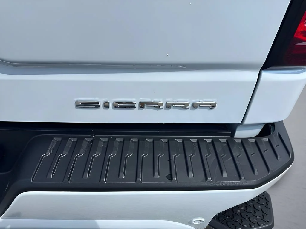 New 2026 Glacier White Tricoat GMC Denali Ultimate image 36