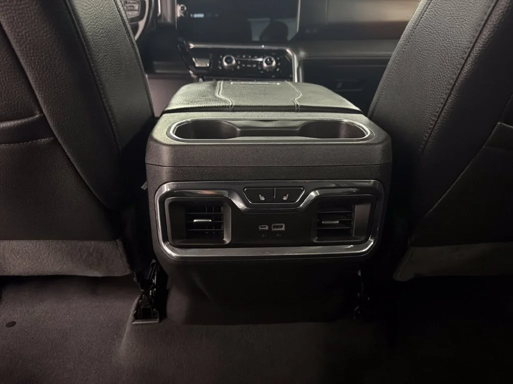 Used 2024 White GMC Denali image 16