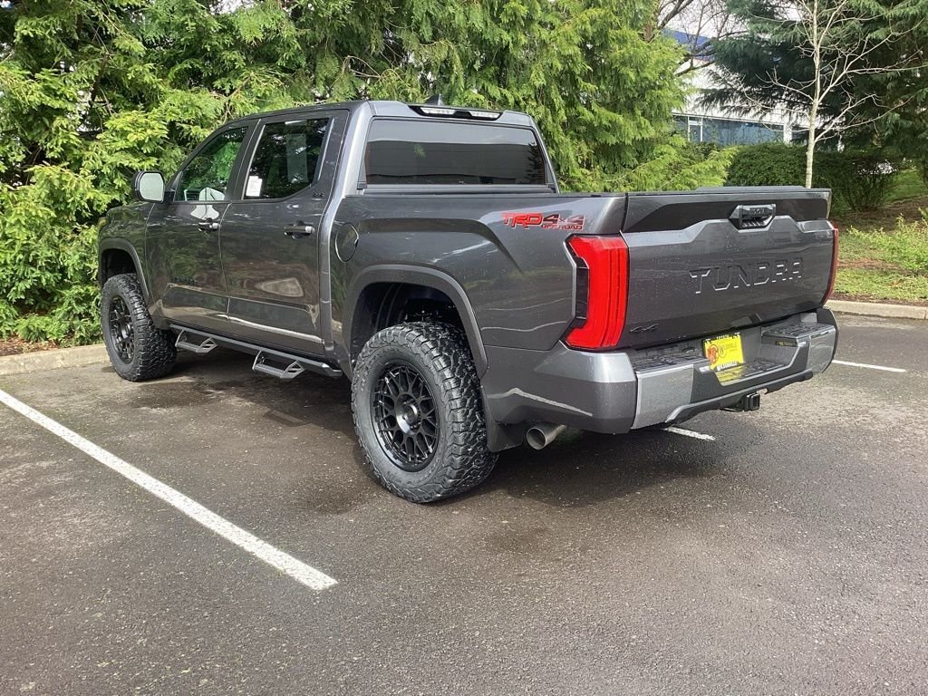 2025 Toyota Tundra SR5 - Photo 14