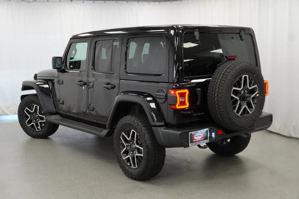 New 2027 Black Clear-Coat Paint Jeep Sahara image 17