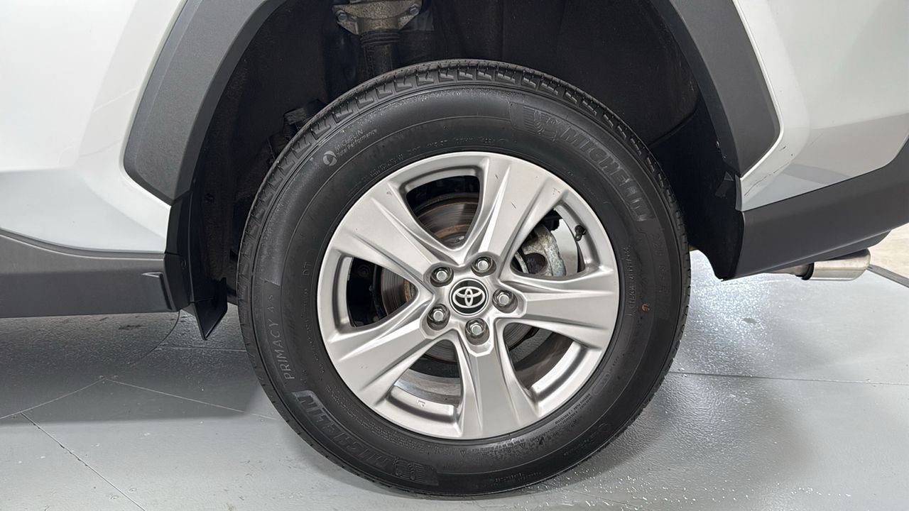 Used 2025 Silver Toyota XLE image 23