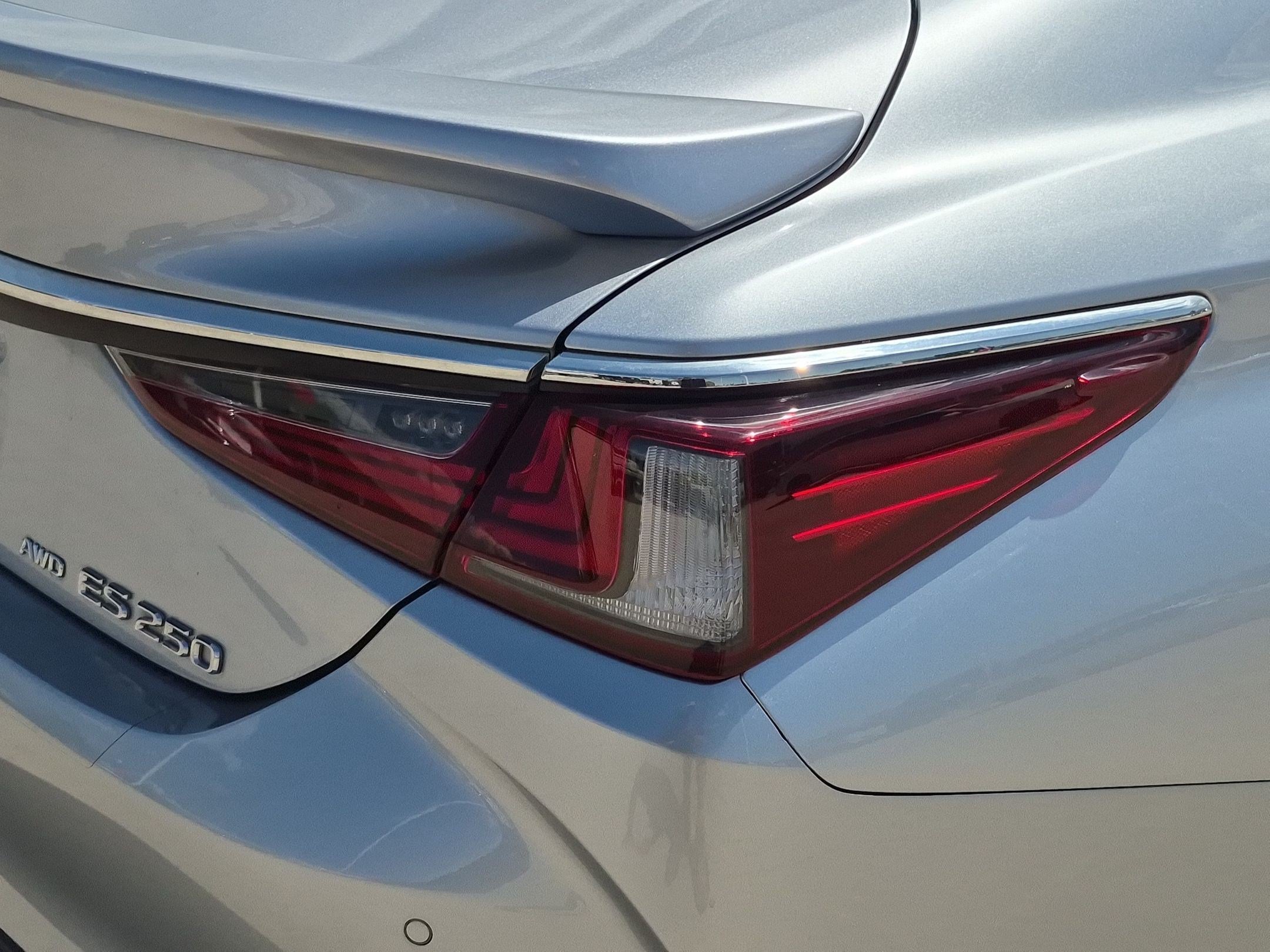 Certified Used 2023 Iridium Lexus ES 250 image 12