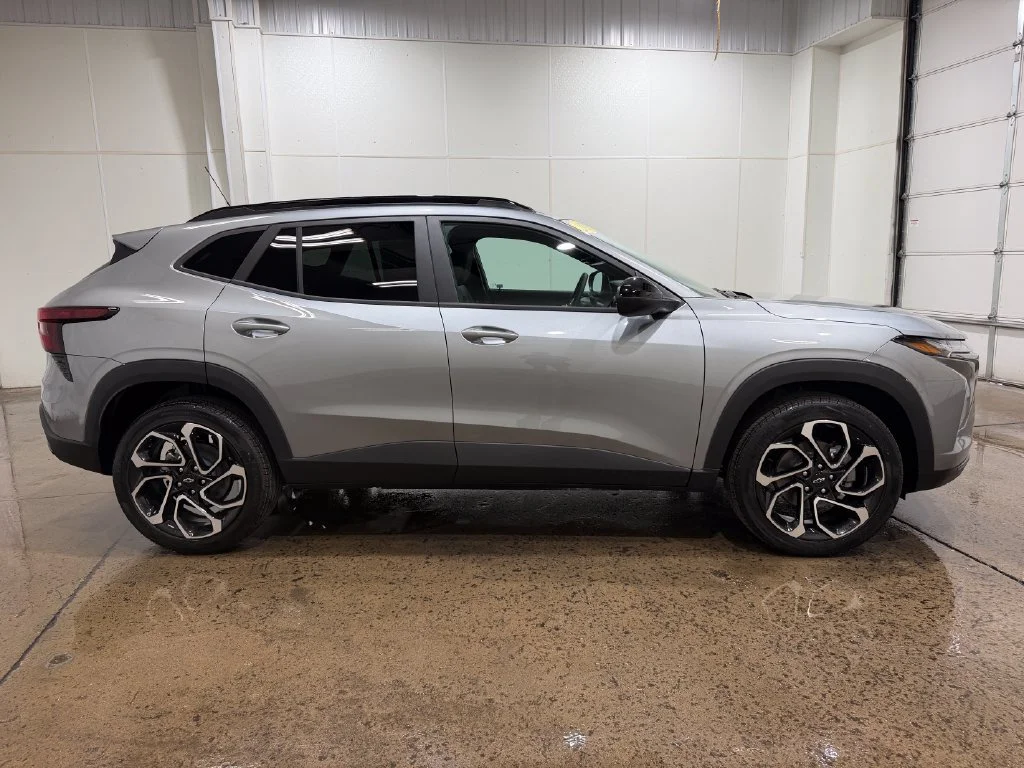 2026 Chevrolet Trax RS - Photo 10