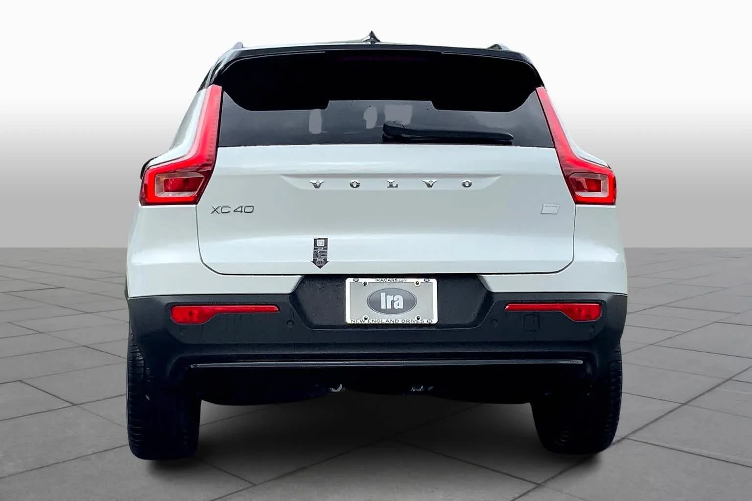 Pre-Owned 2024 Volvo XC40 Recharge Ultimate