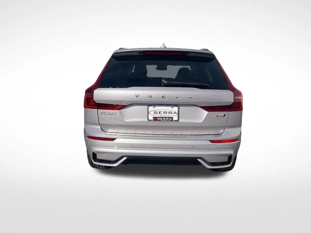 New 2026 Aurora Silver Volvo Plus image 4