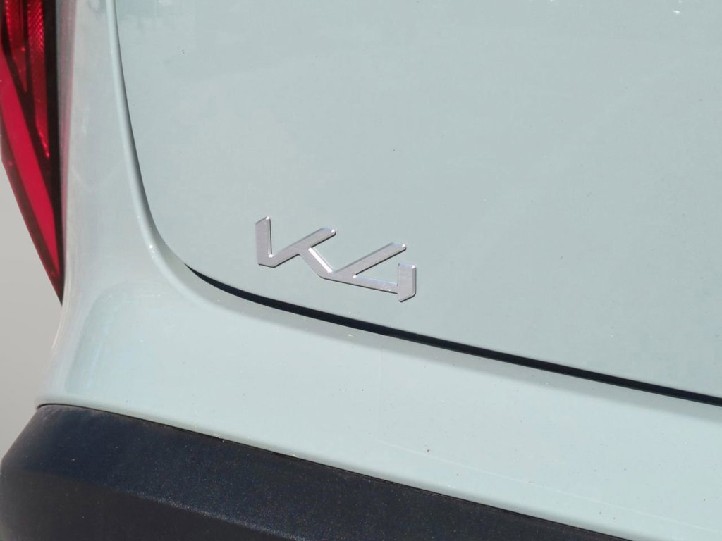 2026 Kia K4 LXS - Photo 15