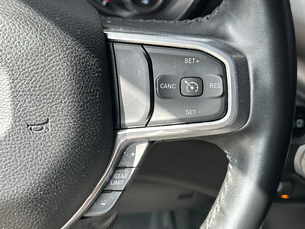 Used 2022 White Ram Laramie image 26