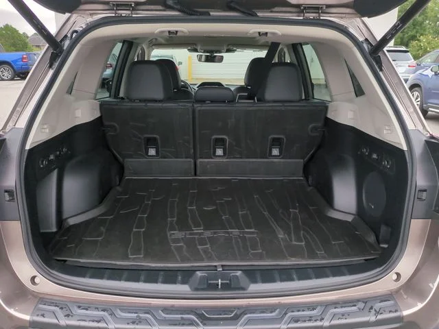 Used 2022 Brown Subaru Touring image 34