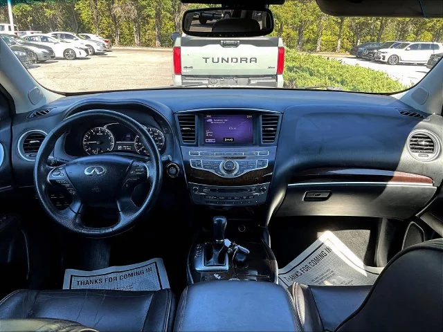 Used 2013 Black INFINITI Base image 9