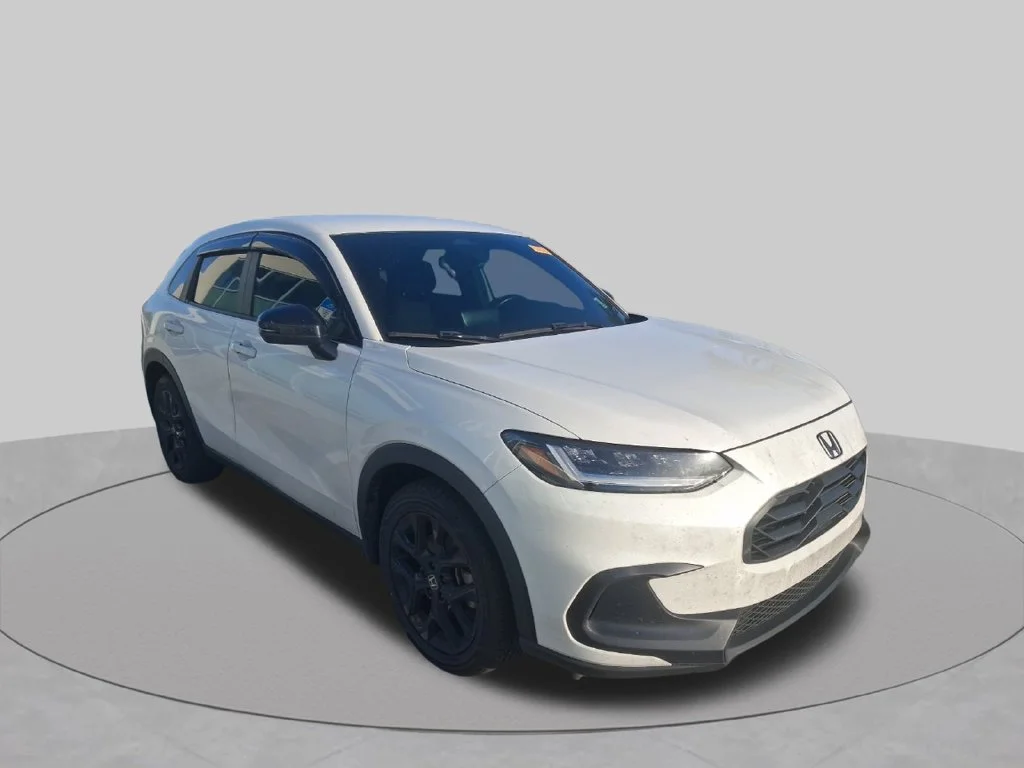 Used 2025 White Honda Sport image 3