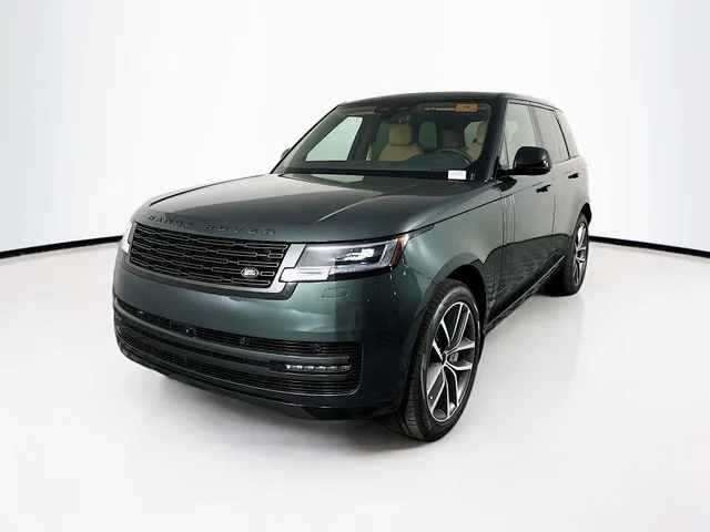 2026 Land Rover Range Rover 3.0 PHEV SE SWB's photo