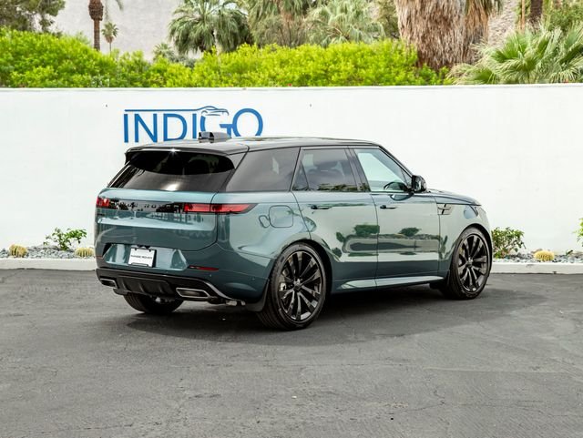 New 2026 Giola Green Land Rover Dynamic SE image 6