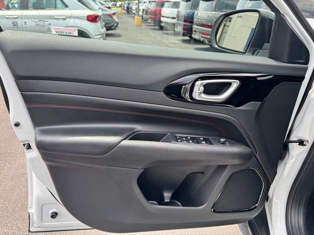 Used 2025 Bright White Clearcoat Jeep Trailhawk image 11