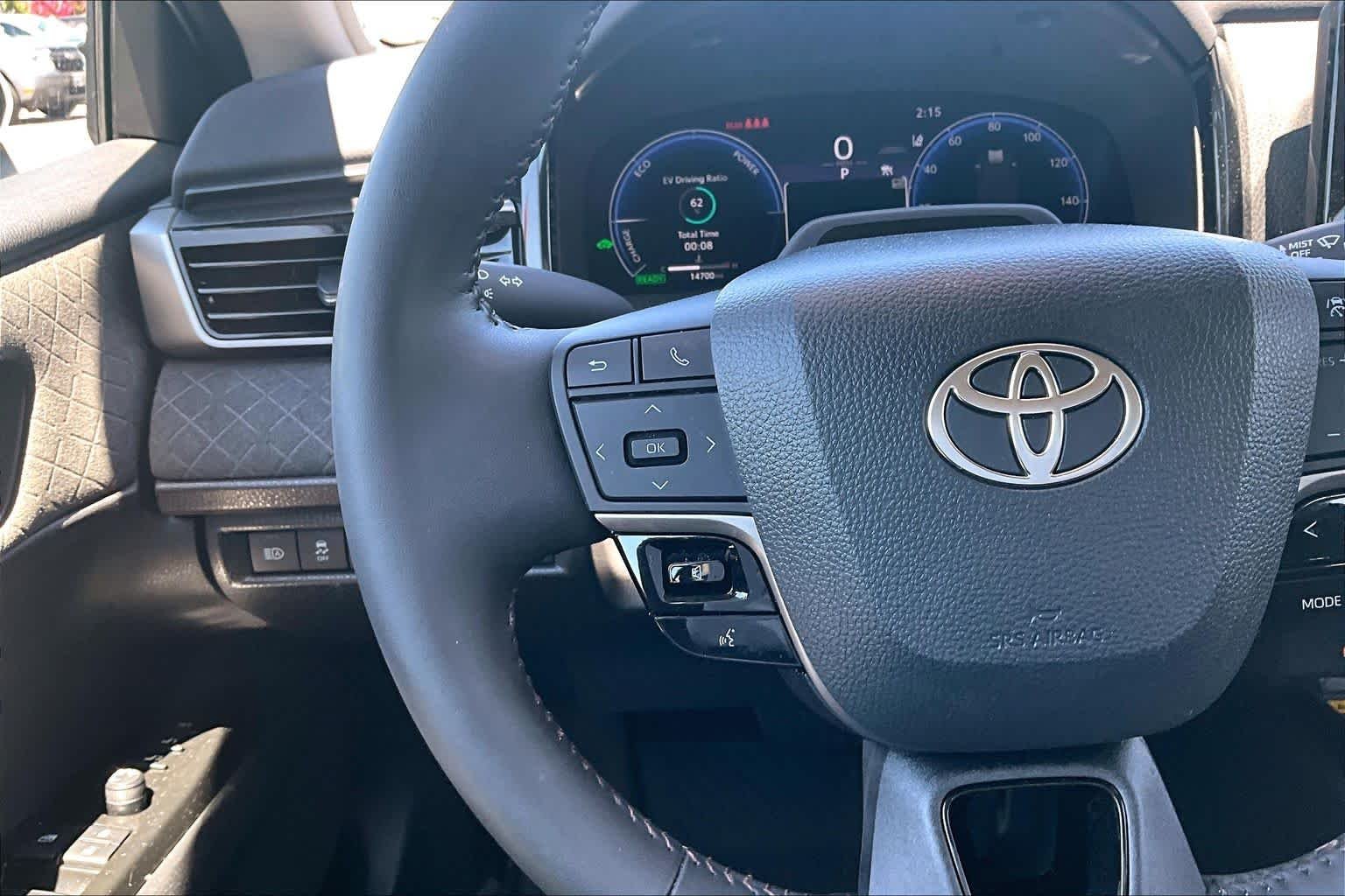 Certified Used 2025 Wind Chill Pearl Toyota XLE image 23
