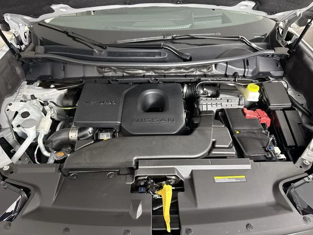New 2026 Champagne Silver Metallic Nissan Platinum image 26