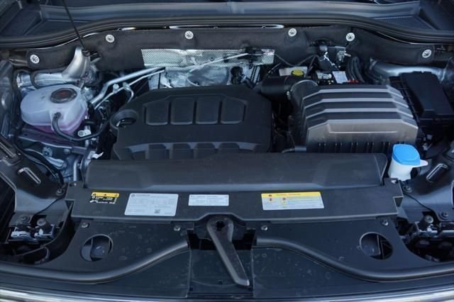 New 2026 Silver Mist Metallic Volkswagen 2.0T SE w/Technology image 13