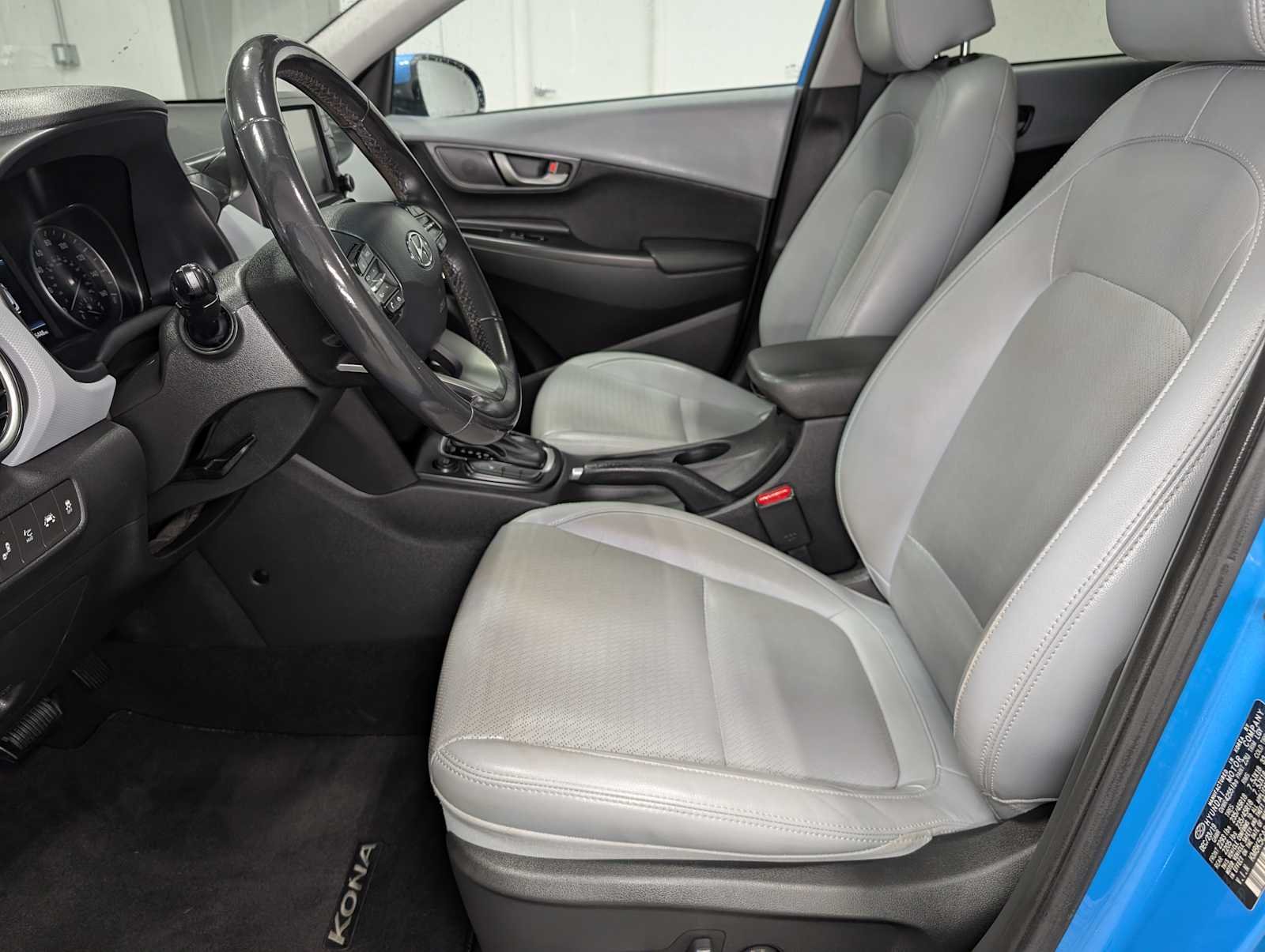 Used 2020 Surf Blue Hyundai Ultimate image 4