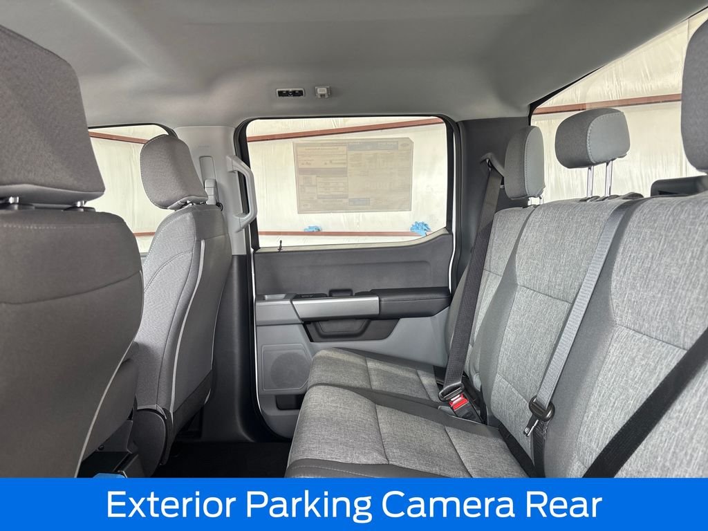 New 2026 Oxford White Ford F-250® XL image 41
