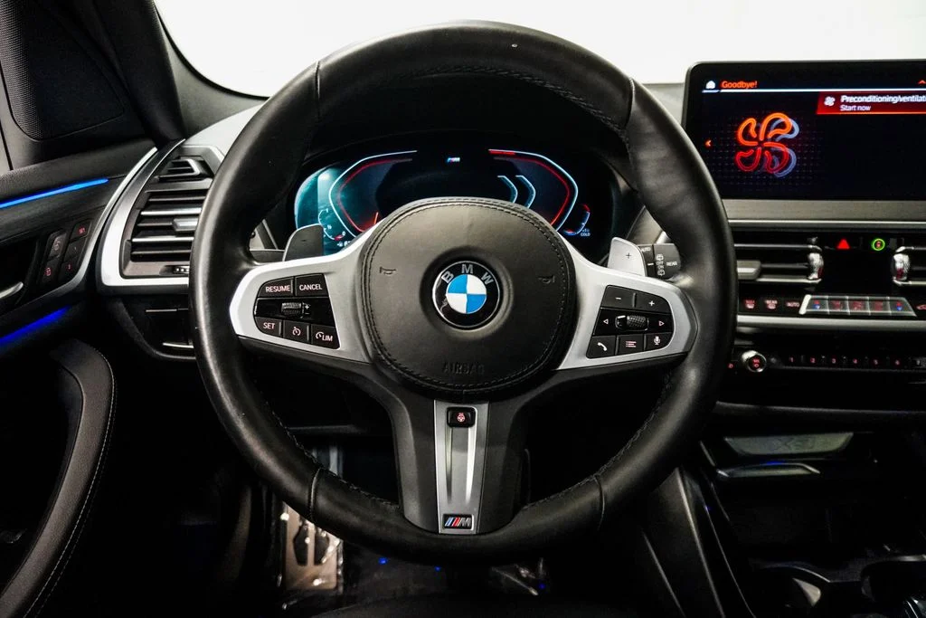 Used 2022 White BMW xDrive30i image 14