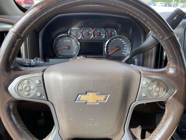 Used 2016 Deep Ocean Blue Chevrolet LTZ image 26