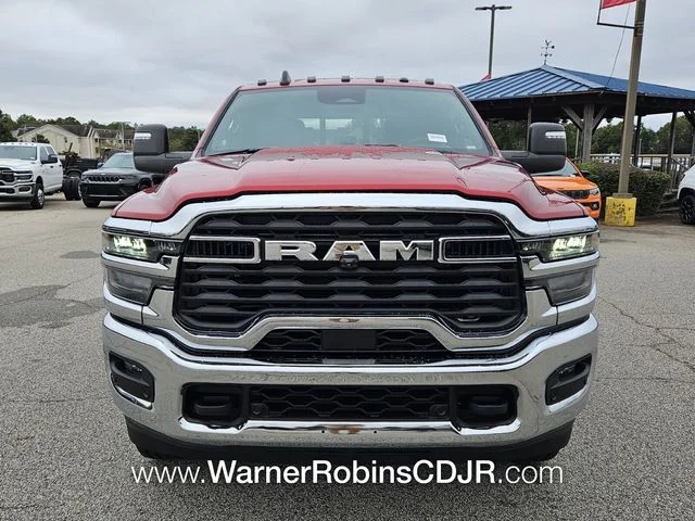 New 2026 Molten Red Pearl-Coat Exterior Paint RAM Tradesman image 2