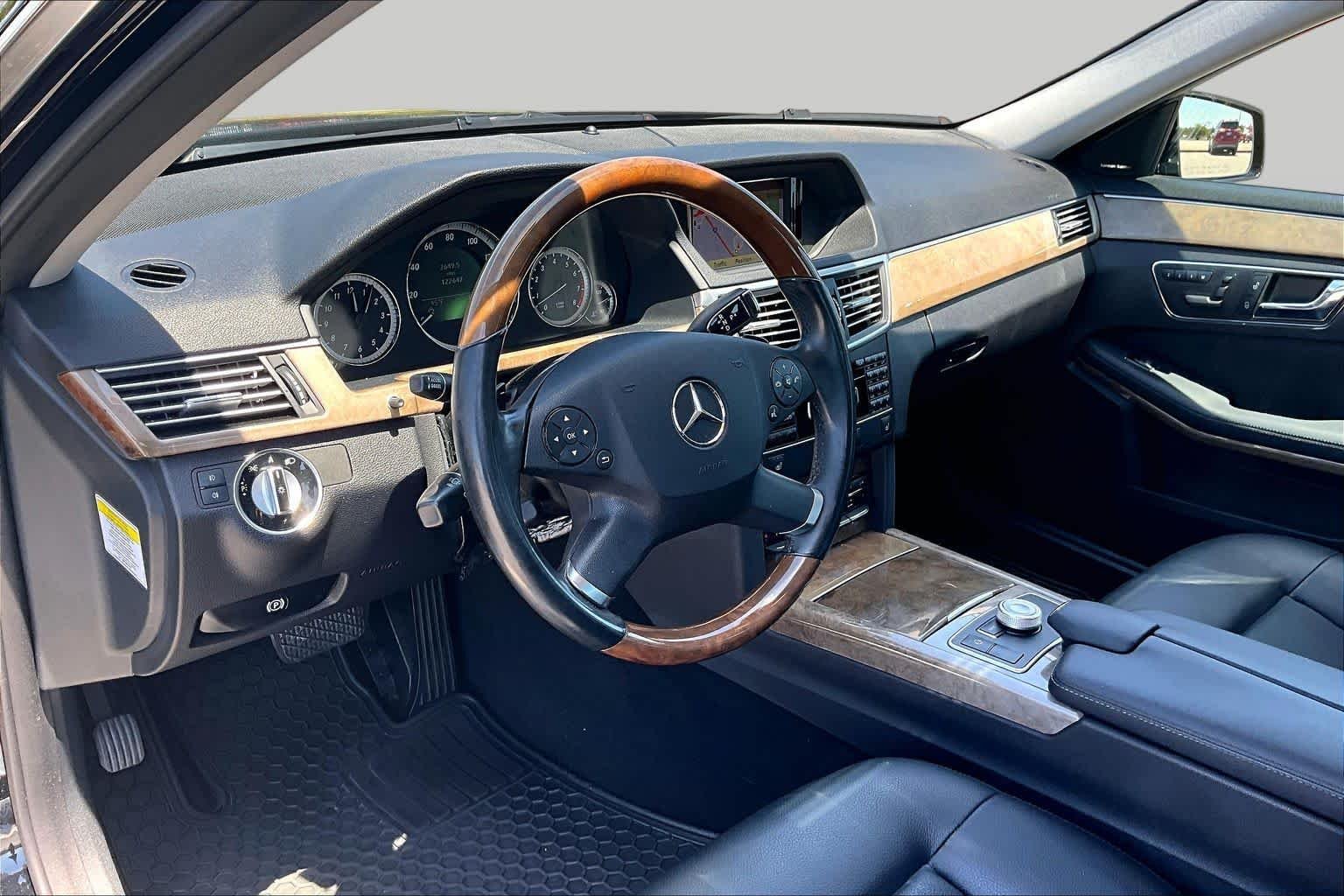Used 2011 Black Mercedes-Benz E 350 Sport image 17
