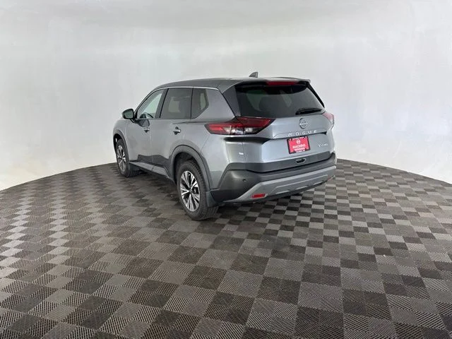 Used 2023 Gray Nissan SV image 7