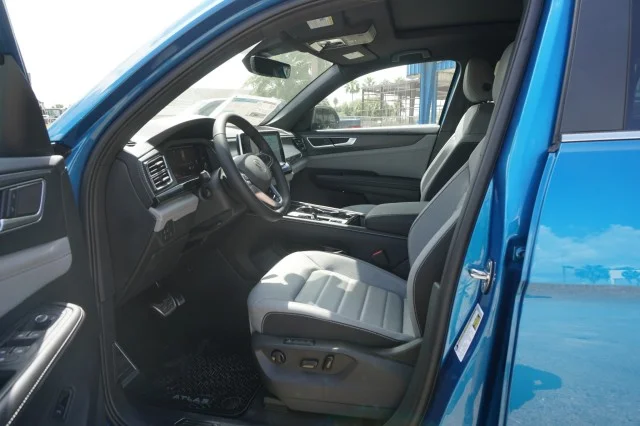 2024 Volkswagen Atlas Cross Sport SEL R-LINE - Photo 16