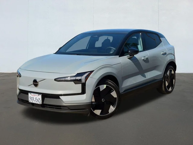 2026 Volvo EX30 Plus