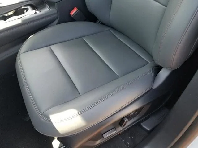 New 2026 Space White Metallic Ford Active image 13